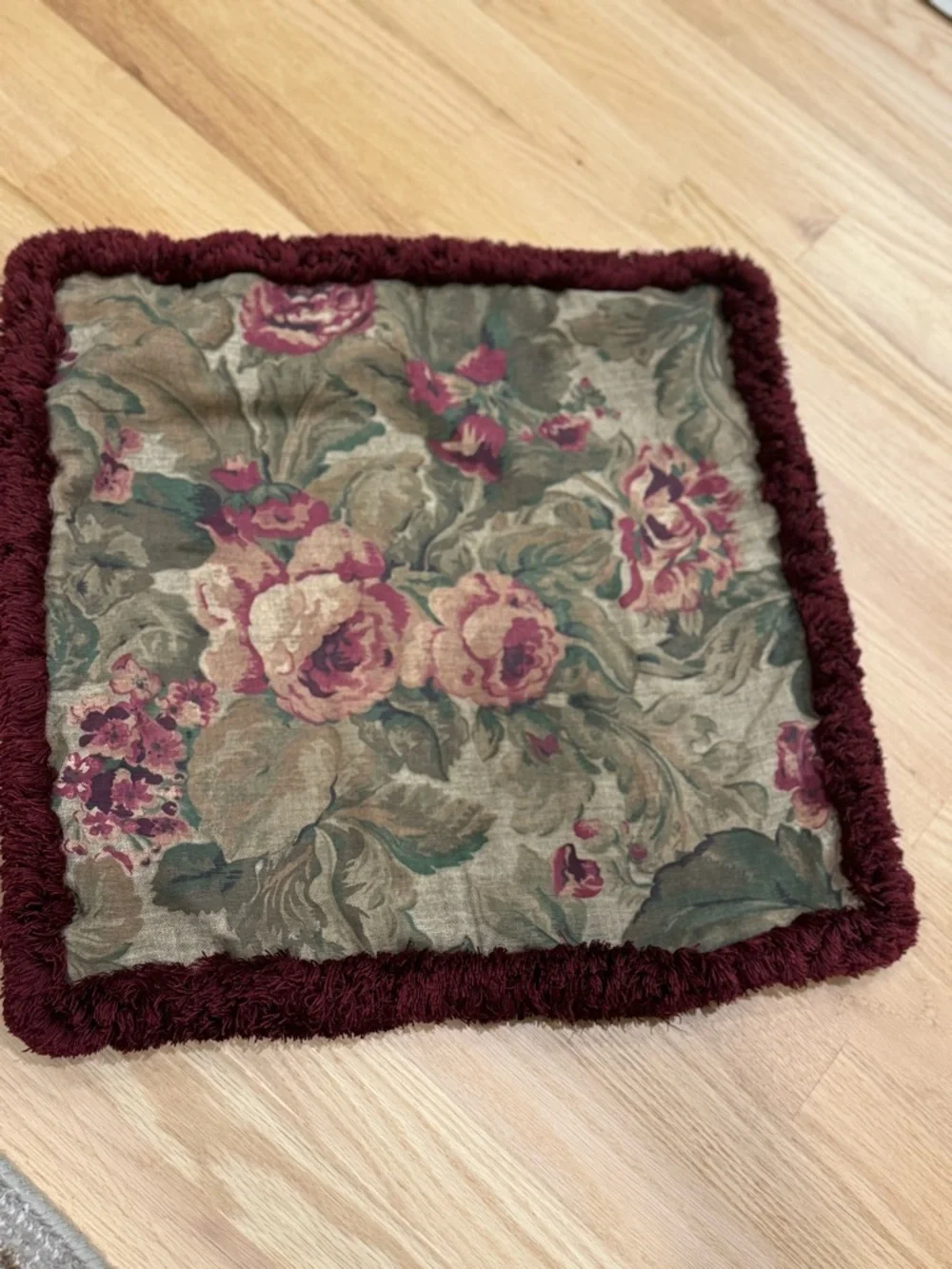 Set of 2,Floral Square Accent Decorative Bed Couch Pillow Covers 19”